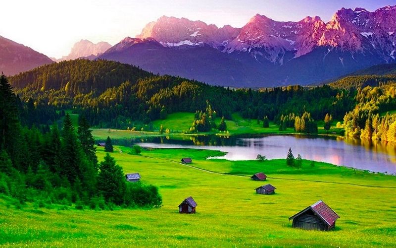 Kỹ Năng Giao Tiếp Trong Công Việc